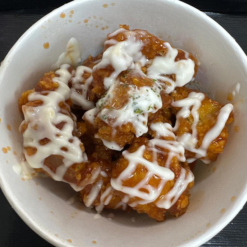 骨なしシュプリームヤンニョムチキン(クリスピー チキン アンド トマト)