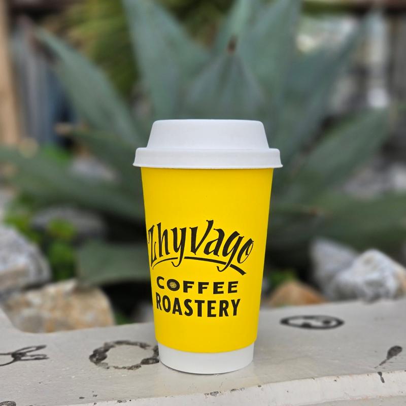 カフェラテ ICE LARGE(ZHYVAGO COFFEE WORKS OKINAWA)