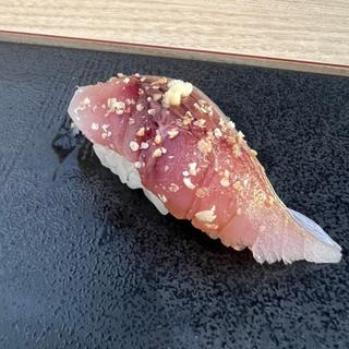〆鯖の握り