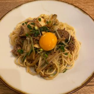 牛肉と野菜のスキヤキ風パスタ