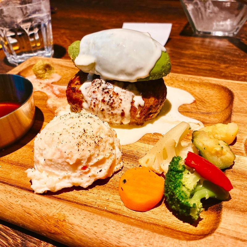 アボカドチーズハンバーグ(NICK STOCK)