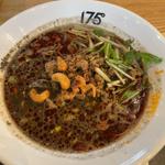 黒ごま汁あり担々麺