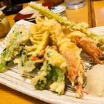 車海老と春野菜の天ぶら盛り
