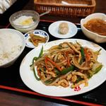 豚肉の細切りと玉ねぎの炒め(酔楼)