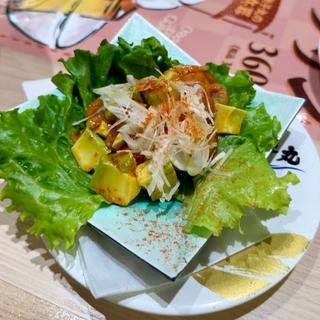 ユッケ風サーモンアボカド(すし銚子丸 亀戸店)