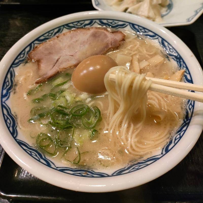 らぁめん(博多麺房赤のれん 西麻布本店)