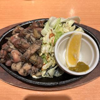 親鶏の炭火焼き