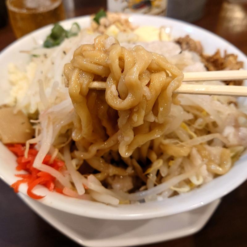 まぜそば（小）(ガツ盛りラーメン みちる屋　松戸店)