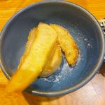 お通し　フライドポテト(武州うどんあかね&みどりダイニング)