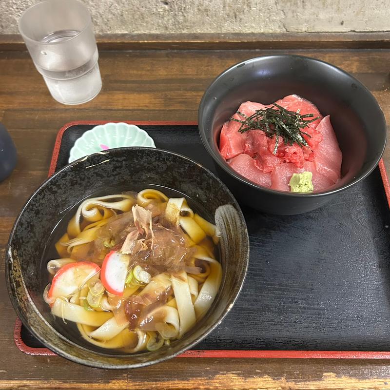 天然中とろ丼セット(きしめん付き)(さらしな)