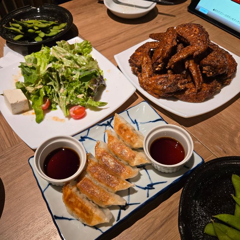 豆腐サラダ・餃子・手羽先(ルートイングランティア東海 Spa & Relaxation)