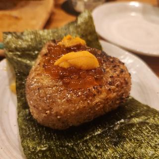 焼おにぎり　うにいくらのせ(焼とり家 庵)