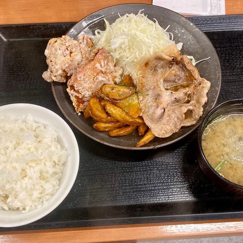 にんにくからあげとガリバタ定食(からやま 横須賀佐原インター店)