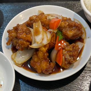 鶏肉唐揚げの甘酢ソース掛け