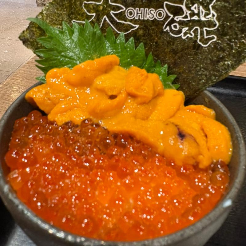 ウニいくら丼(二条市場 大磯)