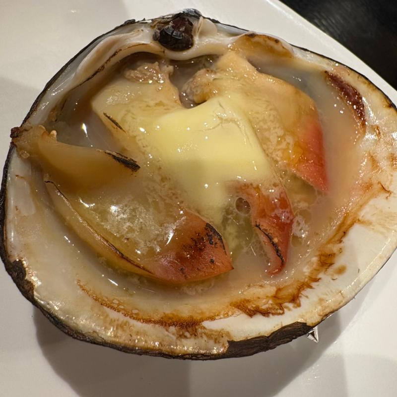 ホッキ貝のバター焼き(二条市場 大磯)