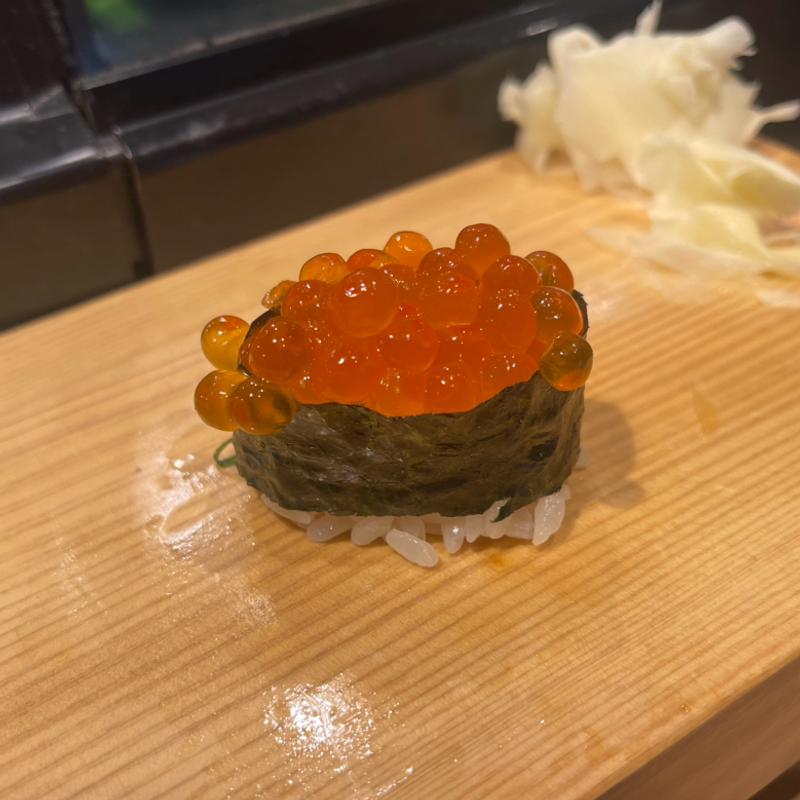 いくら(鮨屋とんぼ 栄店)