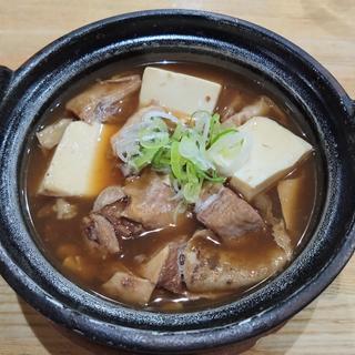 牛すじと豆腐の煮込み