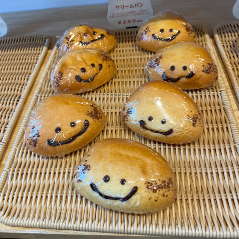 クリームパン(パンのすみか)