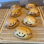 クリームパン