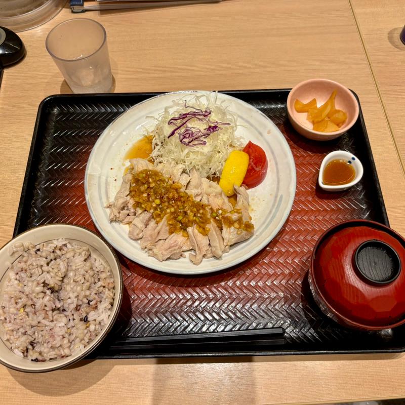 蒸し鶏の生姜ねぎ醤油(大戸屋ごはん処 経堂コルティ店)