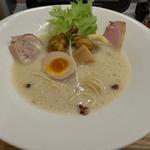 タンドリーチキン鶏白湯(鶏塩麺 リオン)
