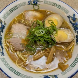 煮卵ラーメン