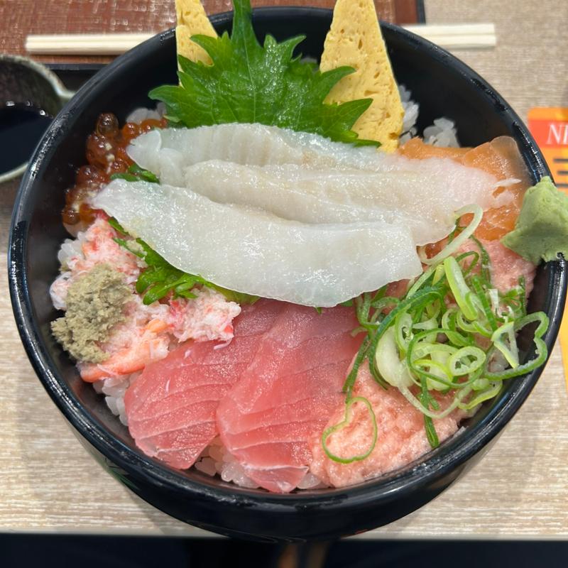 海鮮丼(もりもり寿司 竜王店 )