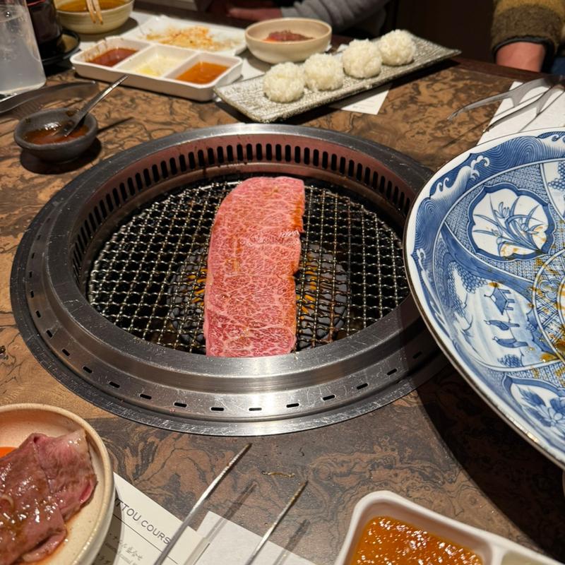 ざぶとんの焼きすきひとくちごはんを添えて(東京焼肉 平城苑 浅草総本店)