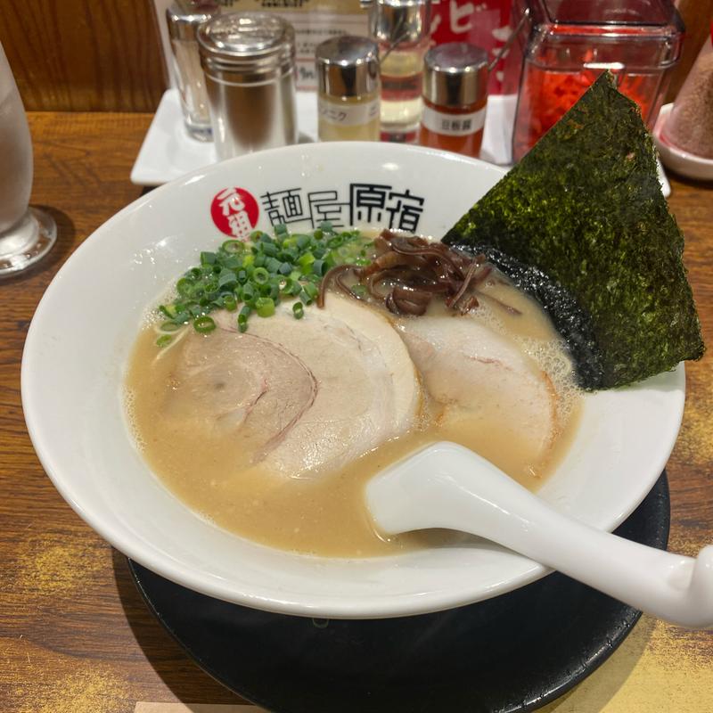 とんこつ(白)ラーメン(麺屋原宿 金山店)