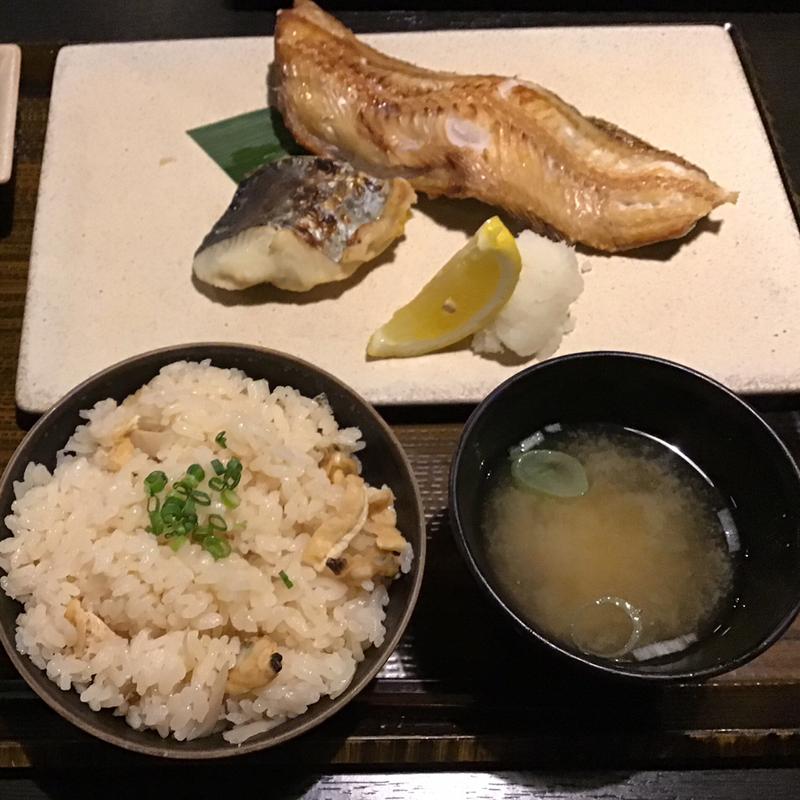焼き魚定食(あさりの炊き込みご飯(秋田地魚・大かまど飯 いさばや)