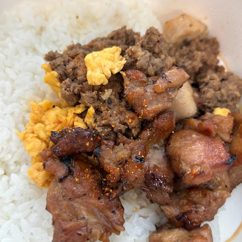 炭火焼焼き鳥丼(セブンイレブン 札幌北6条西1丁目)