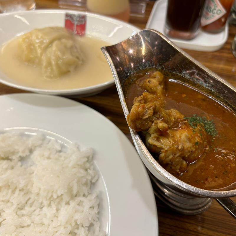 極辛カレーライス、ロールキャベツセット(洋食 アカシア 羽田空港第2ターミナル店(Western food Acacia Haneda airport))