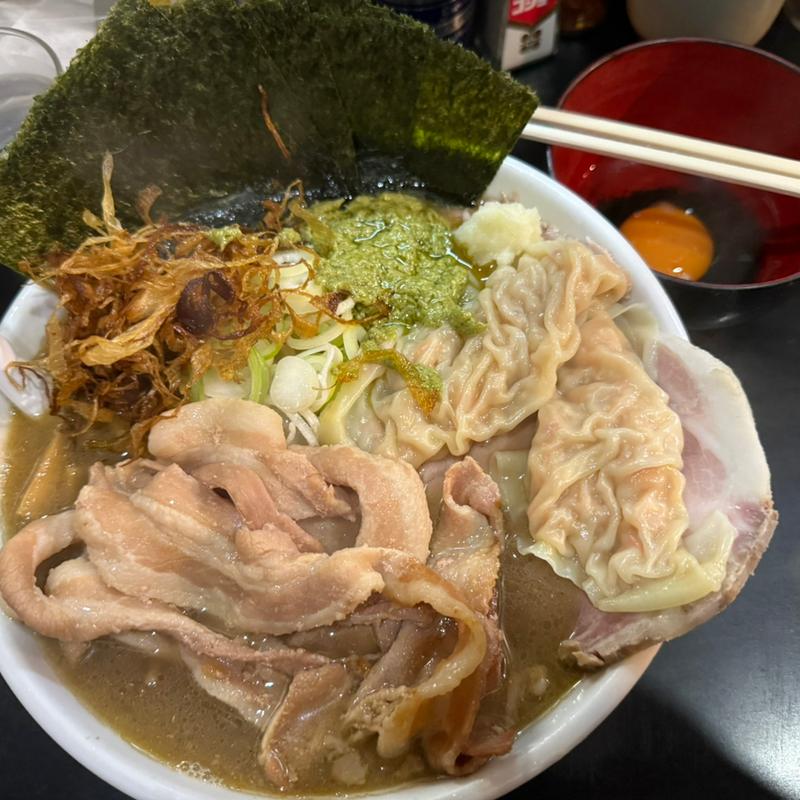 カメノテ不純むき牡蠣10kg100SP大盛、つけ玉、ワンタン2個(一条流がんこ総本家分家荒木町)