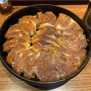 鉄なべ餃子(3人前)
