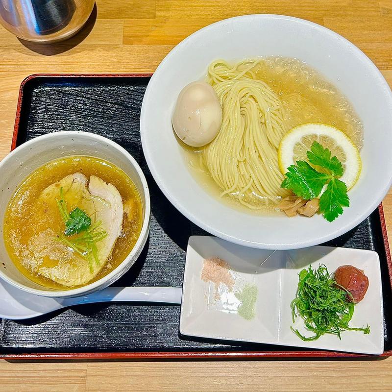 昆布水つけ麺 つけ汁塩Ver.(らぁ麺 おかむら)