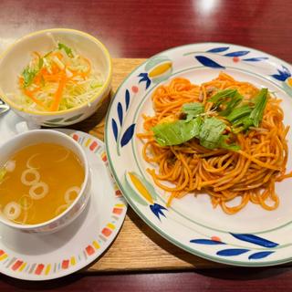 伯爵邸大宮ナポリタン(カフェ＆デリ 伯爵邸)