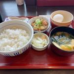 こだわり卵の鶏小鉢朝食