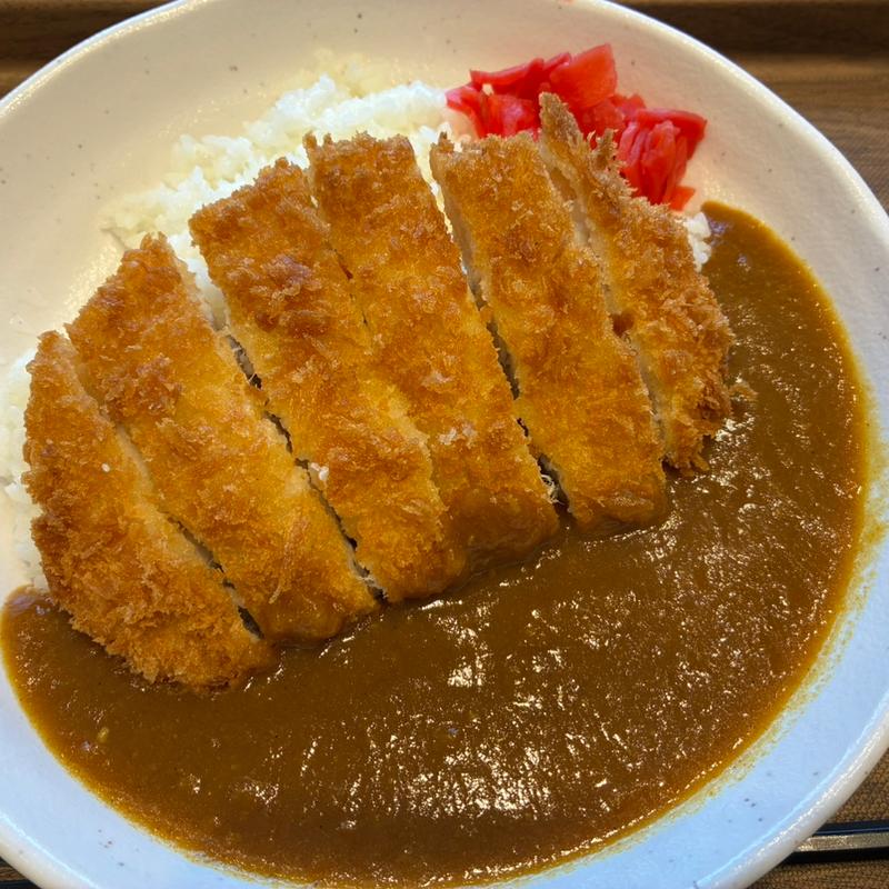 三元豚のカツカレー(あつぎ食堂 厚木PA 外回り)