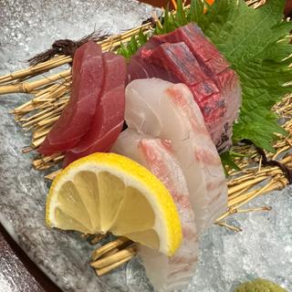 刺身盛り合わせ(てっぱんや あま乃)