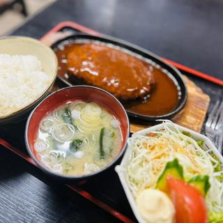 ジャンボハンバーグ定食