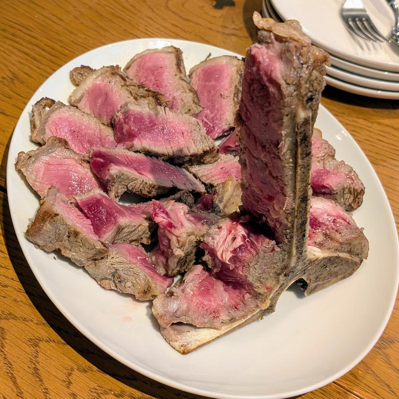 Tボーンステーキ(サン ヤコピーノ)