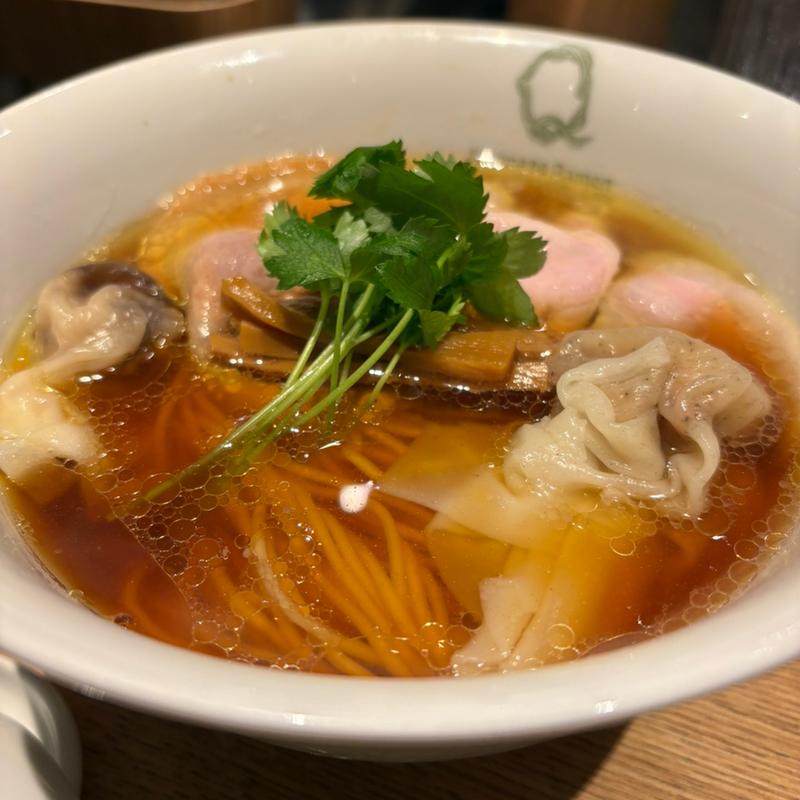 醤油わんたん麺(Japanese Ramen Noodle Lab Q)