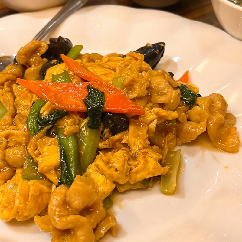 玉子とキクラゲの肉炒め(陳家私菜 秋葉原店)