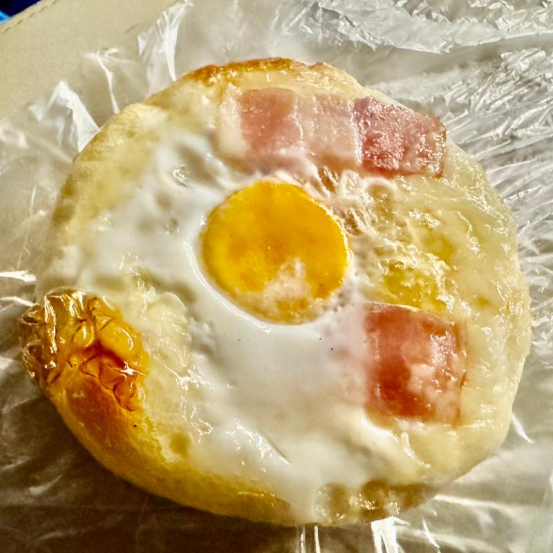 ベーコンエッグ(ブーランジェベーグさいたま 新都心店)
