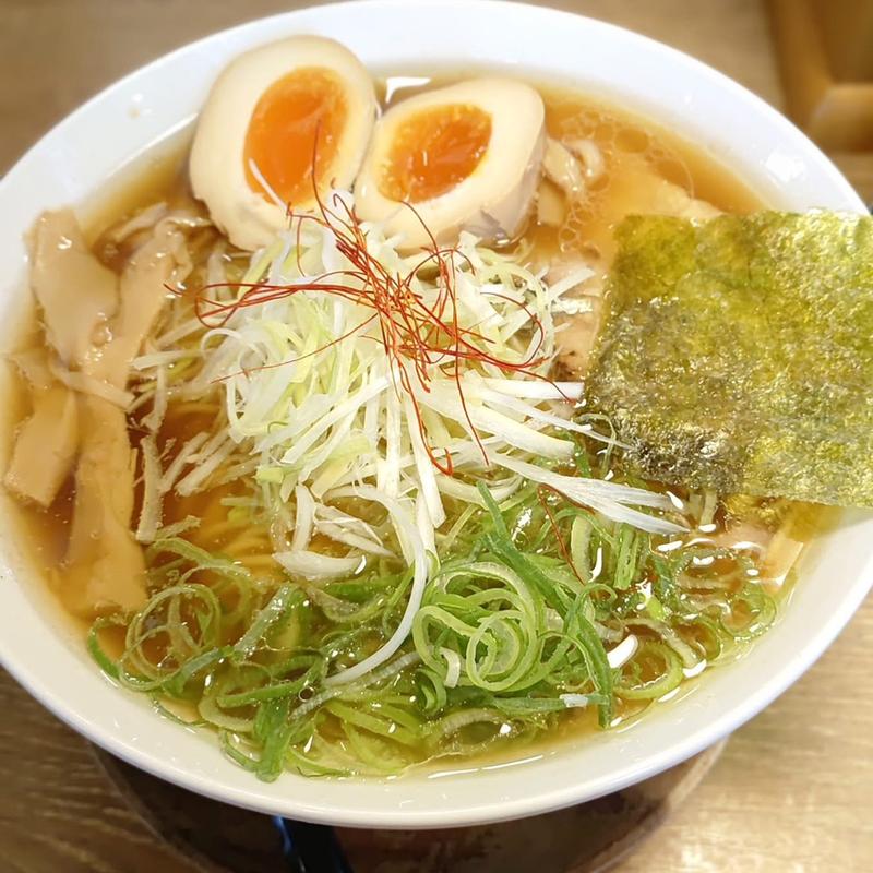 中華そば 醤油(パイタンラーメン キャトル鷹匠)