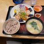さばの竜田揚げ もろみ醤油の香味ねぎダレ定食、たっぷり野菜の麦みそ汁