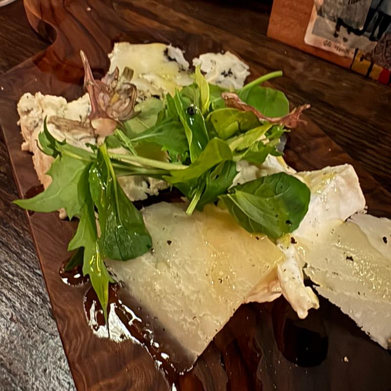 チーズ盛り合わせ(ナチュラルワインバー ばんなちゅ)