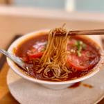 真っ赤なトマト蕎麦(道の駅 足柄・金太郎のふるさと)