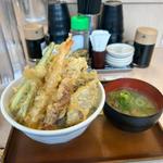 海老と鶏の天丼（みそ汁付き）